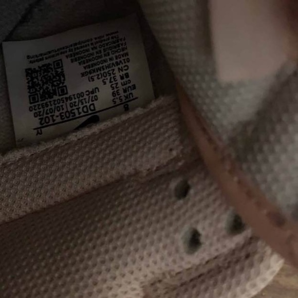 Orange Pearl Dunk Low - Picture 7 of 8